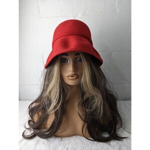 Vintage Lord & Taylor Red 100% Wool Bucket Cloche Hat Lined w Band‎ and bow Made